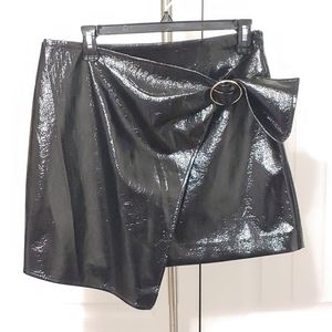 J.O.A. Los Angeles Size L Black Patent Vinyl Skirt